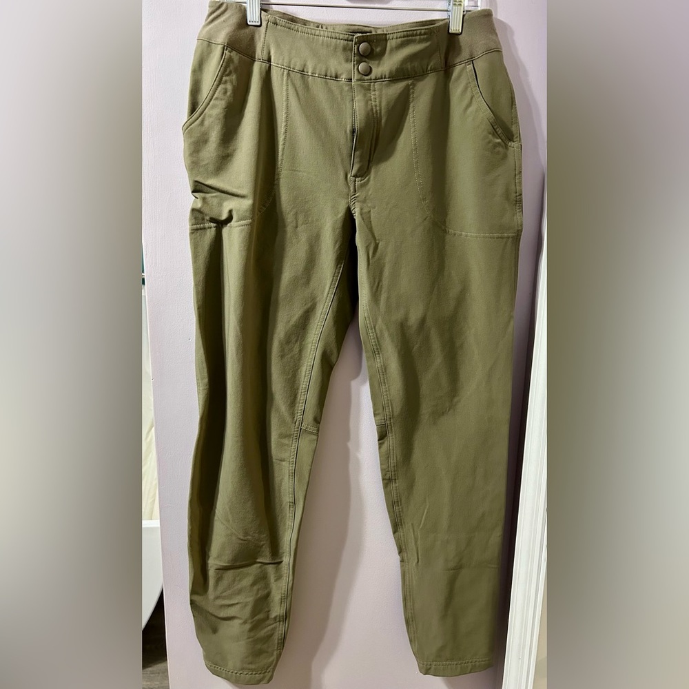 Royal Robbins cold weather pants. Durable, Water resistant, quick-drying